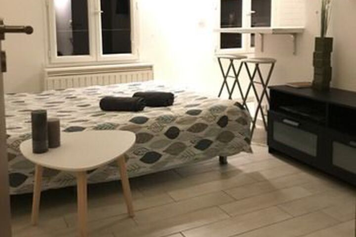 Room 7 of 22