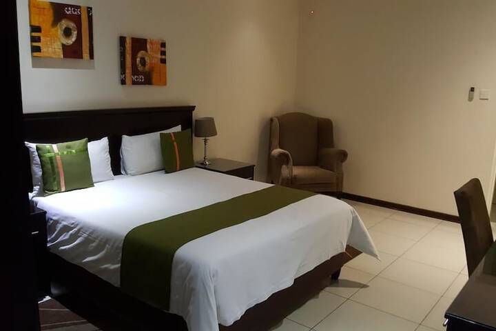 Room 5 of 26