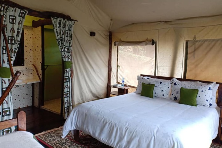 Room 2 of 12