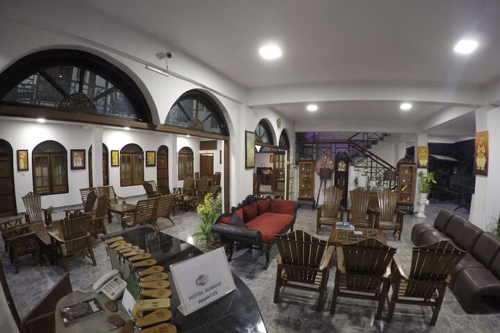 Guest Lobby