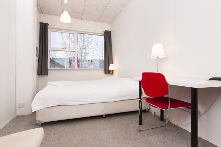 Room 10 of 88
