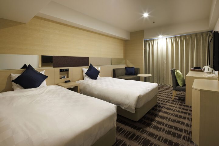 Room 15 of 67