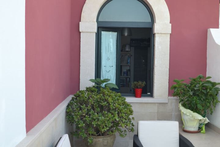 Terrace/Patio 96 of 100