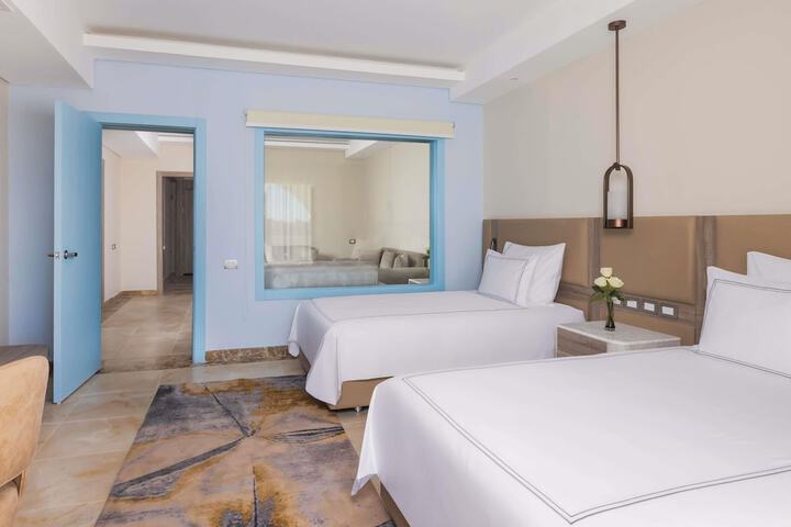 Room 55 of 180