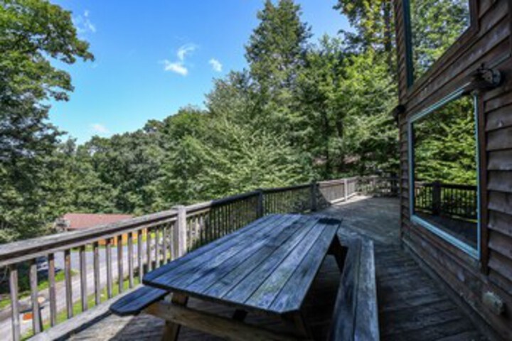 Image of Fir Shore Six Bedroom Holiday Home