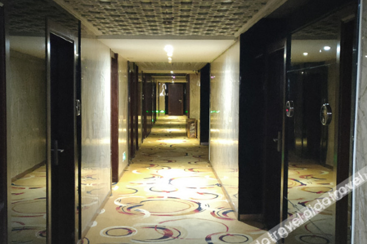 Hotel Interior 11 of 20