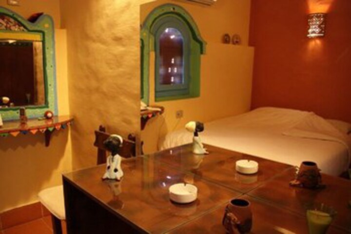 Room 27 of 29