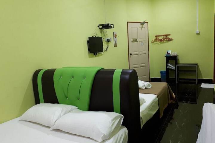 Room 18 of 26