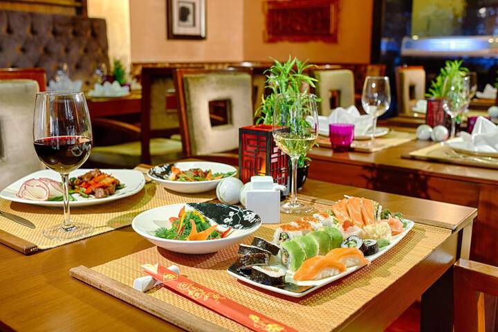 Dining 165 of 224