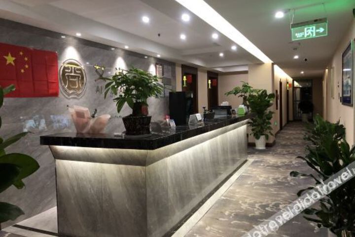 Hotel Interior 10 of 16