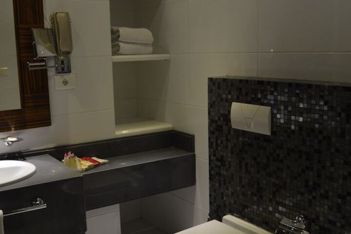 Room 55 of 101