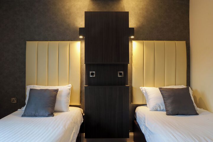 Room 22 of 52