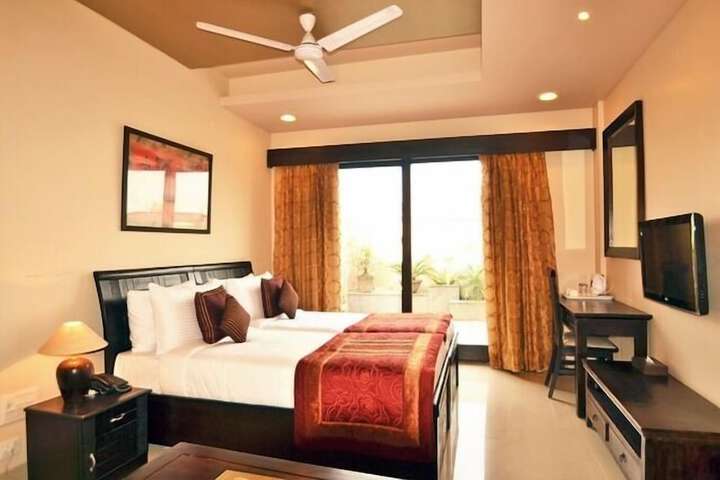 Room 2 of 13