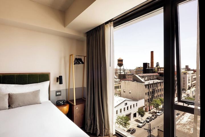 Room 21 of 57