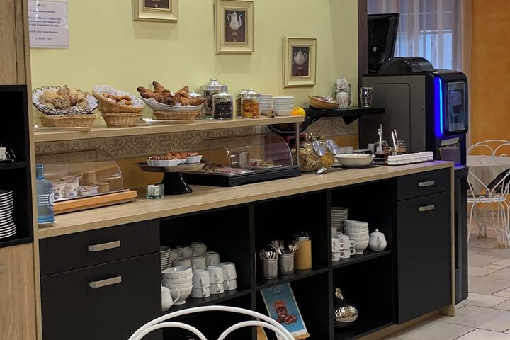 Breakfast/Coffee Service 53 of 56