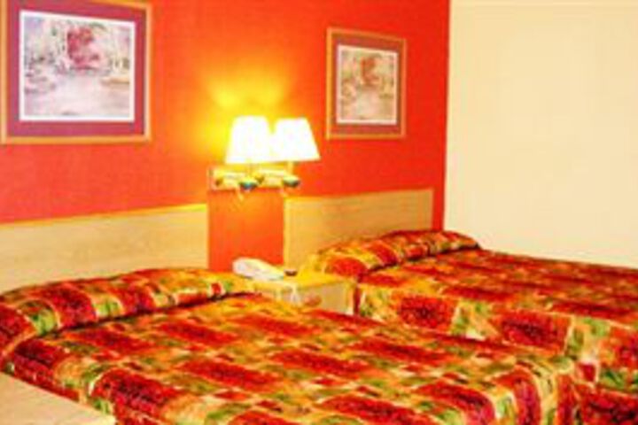 Room 2 of 7
