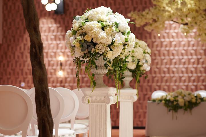 Ballroom/Hall 34 of 45