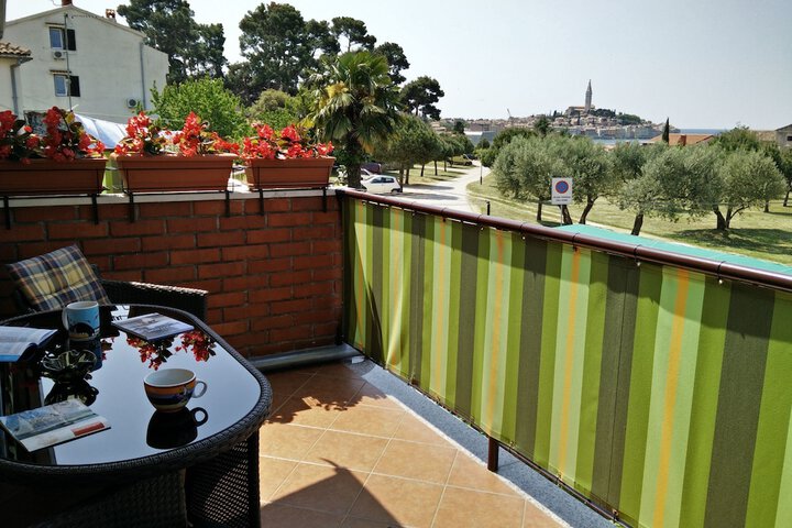 Terrace/Patio 19 of 34
