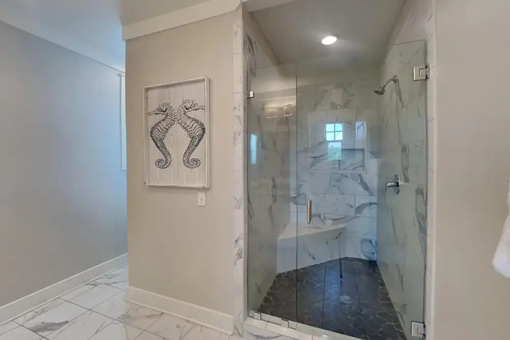 Room 8 of 20