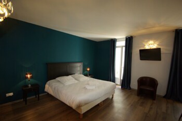 Room 23 of 29