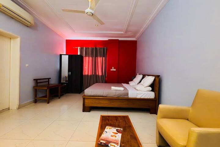 Room 106 of 144