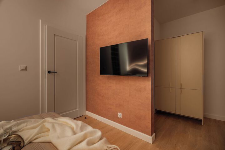 Room 214 of 298