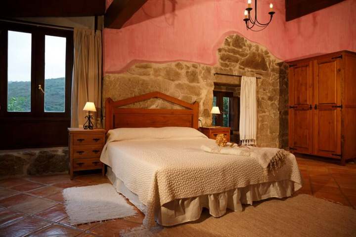 Room 4 of 78