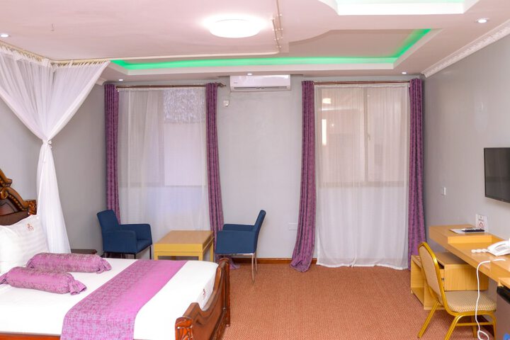 Room 11 of 45