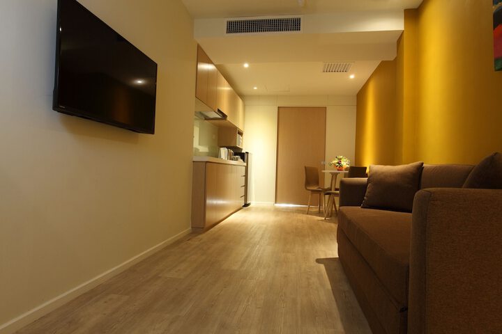 Room 27 of 47