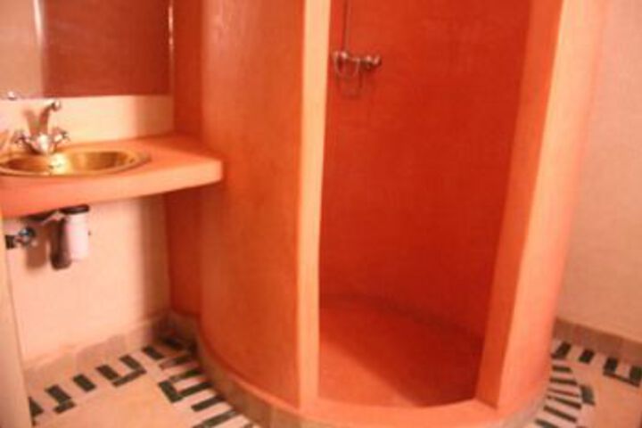 Room 6 of 61