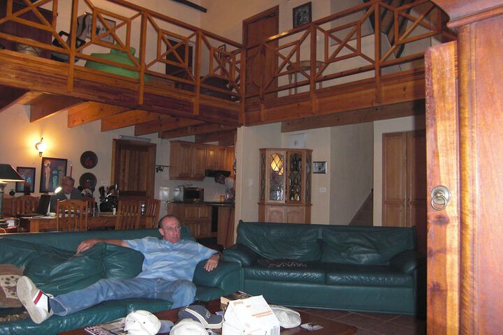 Room 17 of 28