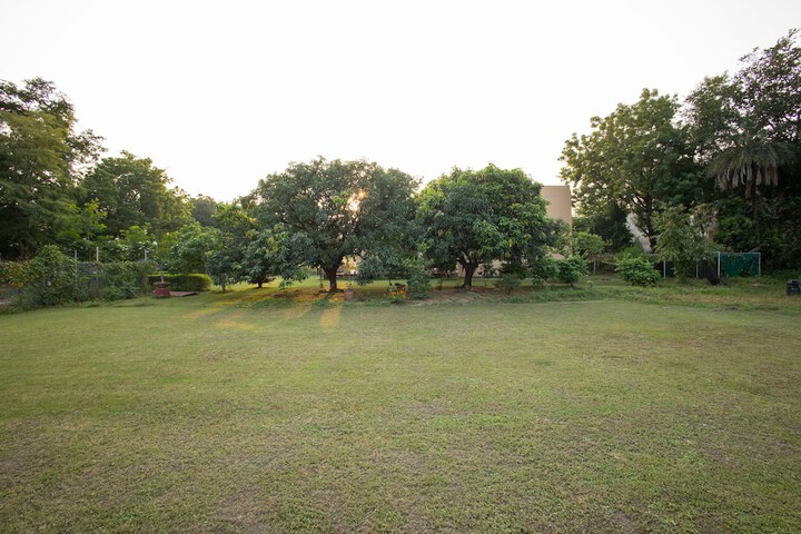 Property Grounds 32 of 48