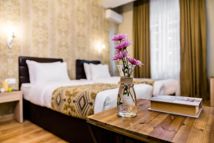 Room 41 of 108