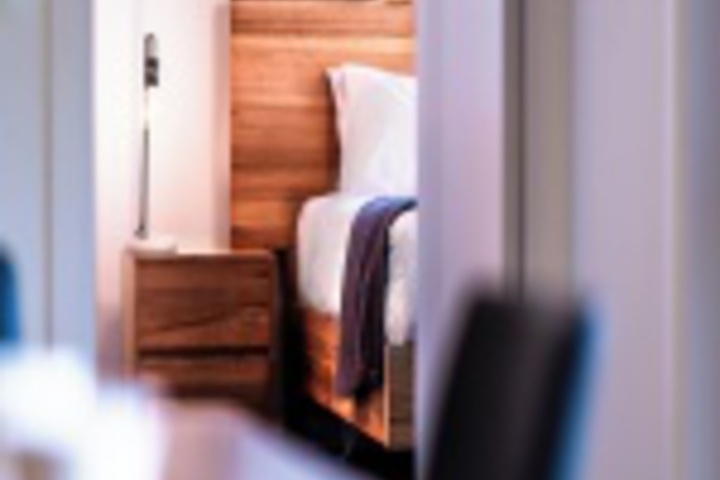 Room 73 of 108