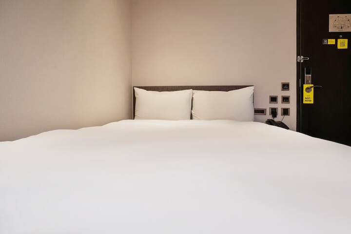 Room 25 of 78
