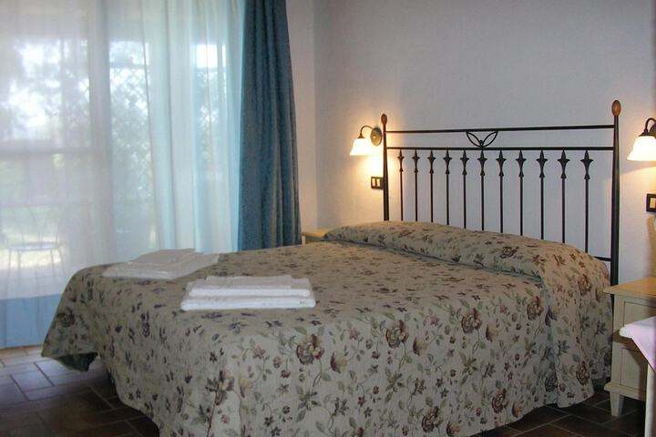 Room 7 of 38