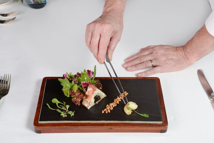 Dining 51 of 72