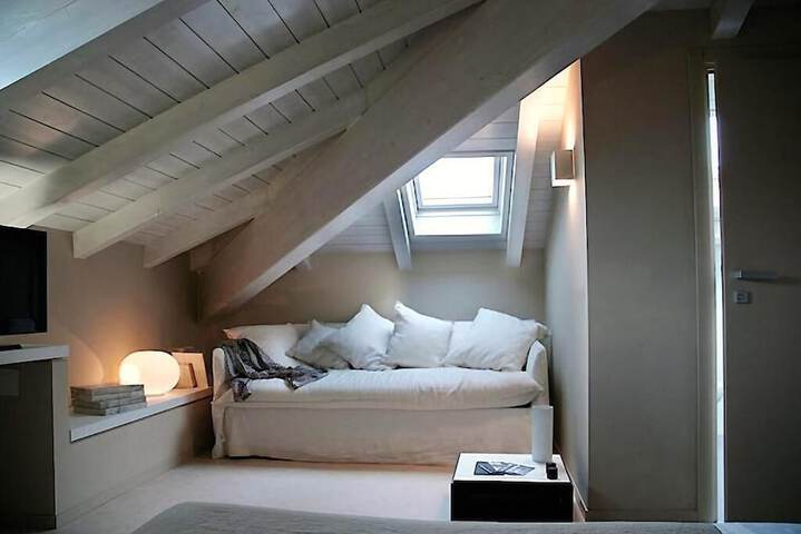 Room 29 of 72