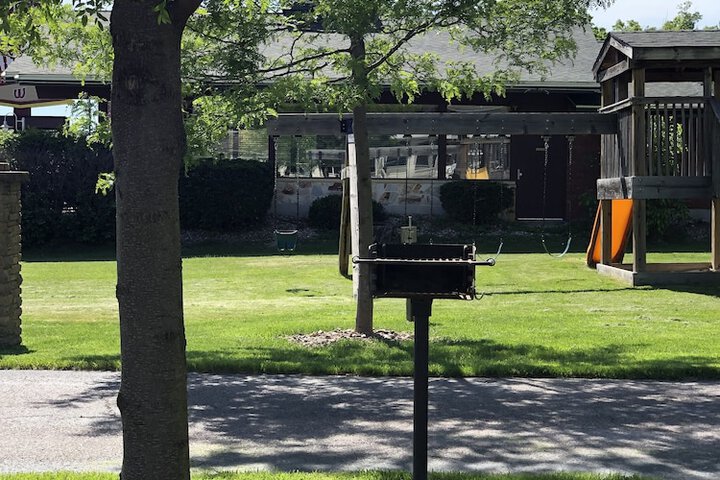 BBQ/picnic area
