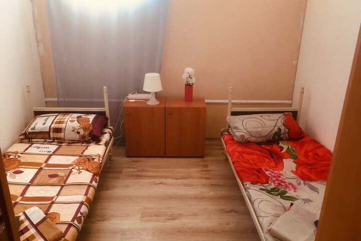 Room 3 of 20