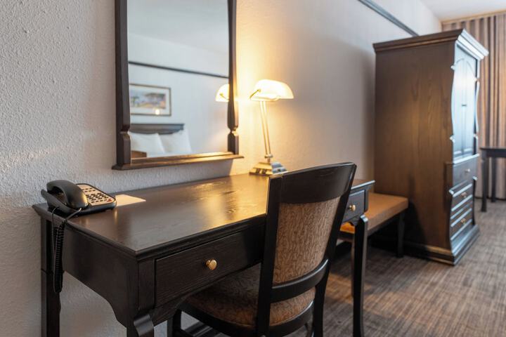 Room 14 of 70