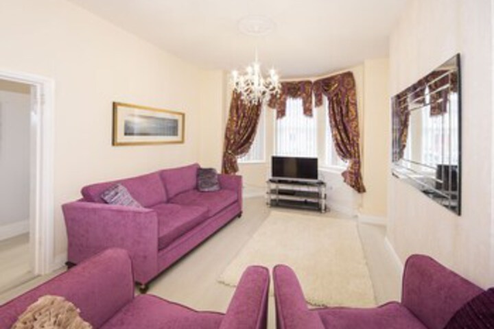 18 Shaftesbury Avenue