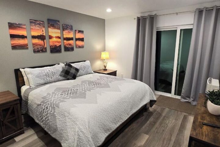 Room 7 of 31