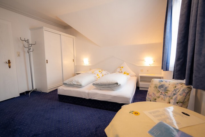 Room 12 of 56