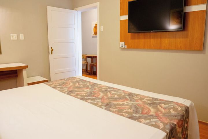 Room 48 of 175