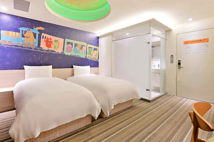 Hotel Interior 33 of 45