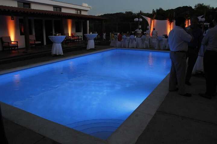 Pool 31 of 61