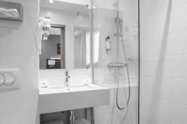 Bath Photo