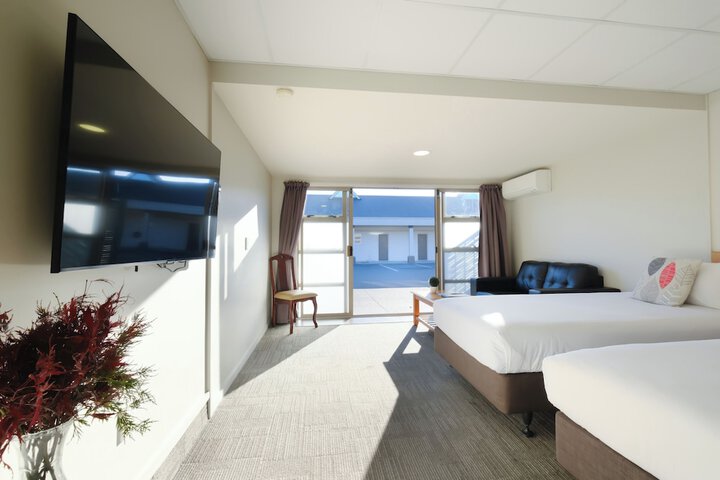 Room 21 of 73