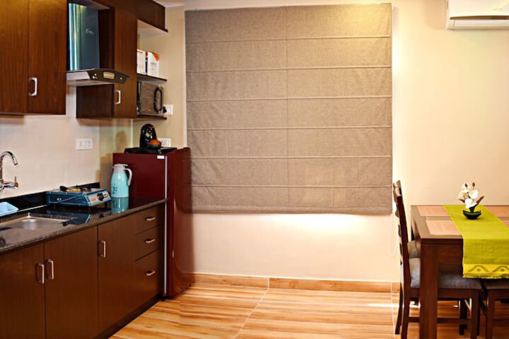 Room 6 of 67